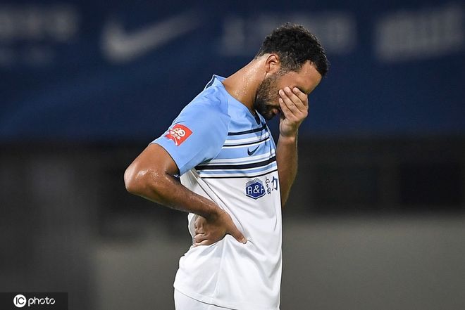 爱游戏-包含广东宏远发布备战花絮，今晨复出首秀，欧联任务艰巨，赛程密集仍需轮换的词条-爱游戏